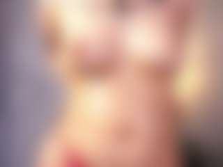 Aurora's Live Sex Cam Show
