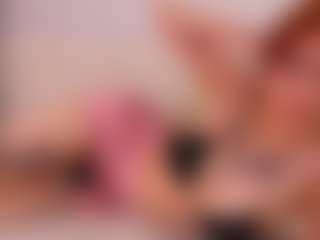 Live cam show with Aurora - Asian Squirt on slutload