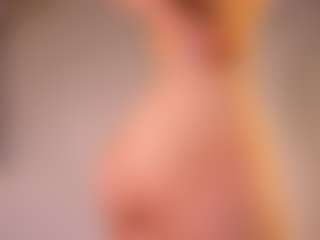 Aurora's Live Sex Cam Show