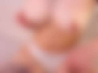 Live cam show with Aurora - Foot Fetish Brown Hair on sexytreat.net