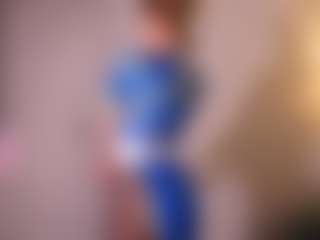 Live cam show with Aurora - Brown Eyes Mature on TastyBlacksLive