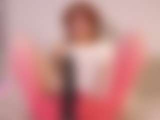 Live cam show with Aurora - Petite on Camsoda