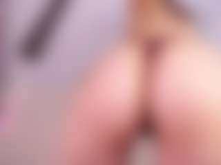 Aurora's Live Sex Cam Show