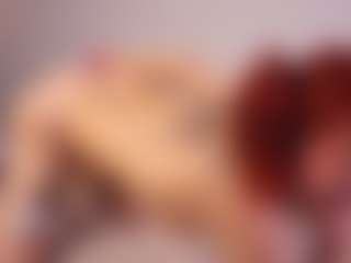Live cam show with Aurora - Teen (18+) on Chatstar