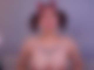 Aurora's Live Sex Cam Show