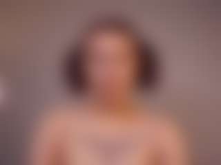 Live cam show with Aurora - Bikini on Mixed Magazine Live