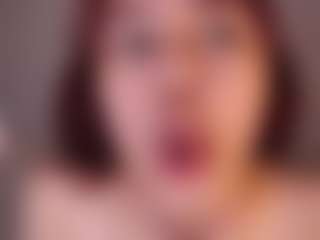 Aurora's Live Sex Cam Show