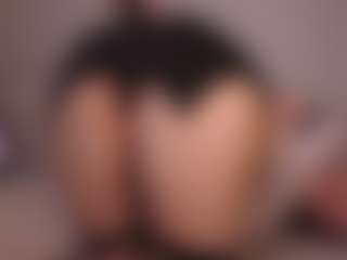 Live cam show with Aurora - Control on Lustler