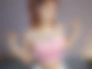 Live cam show with Aurora - Petite Teen (18+) on StripNow