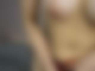 Aurora's Live Sex Cam Show
