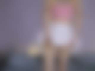 Aurora's Live Sex Cam Show