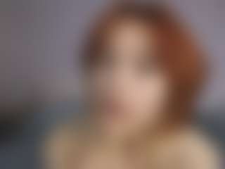 Live cam show with Aurora - Squirt on luckytryst.com