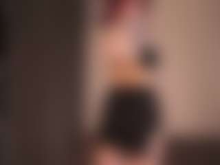 Aurora's Live Sex Cam Show