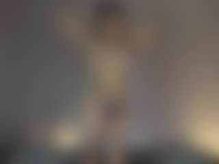 Live cam show with Aurora - Spank Red Hair on milfzrlive.com