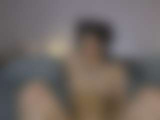 Live cam show with Aurora - Cute on madthumbs