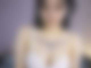Live cam show with Aurora - Cute on madthumbs