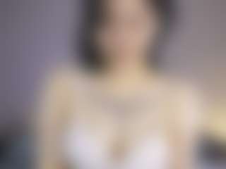 Live cam show with Aurora - Red Hair on Livezox