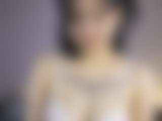 Aurora's Live Sex Cam Show