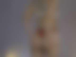 Live cam show with Aurora - Cute on madthumbs