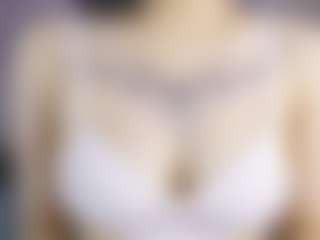 Live cam show with Aurora - Trimmed Asian on SpankPalCams
