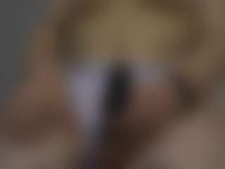 Aurora's Live Sex Cam Show