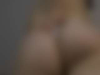 Aurora's Live Sex Cam Show