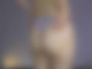 Aurora's Live Sex Cam Show
