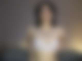 Live cam show with Aurora - Anal Teen (18+) on Mixed Magazine Live