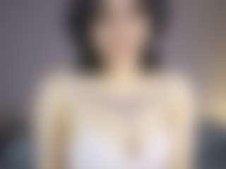 Aurora's Live Sex Cam Show