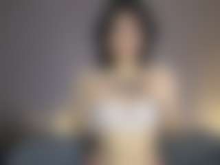 Aurora's Live Sex Cam Show