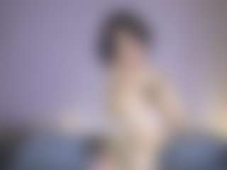 Live cam show with Aurora - Anal Teen (18+) on Livezox