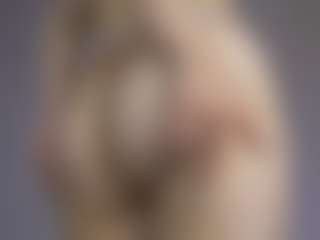 Live cam show with Aurora - Striptease Asian on Milf Play