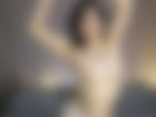 Aurora's Live Sex Cam Show