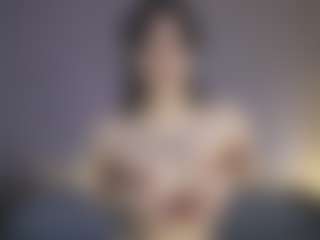 Show de cam en vivo con Aurora - Brown Eyes Asian en Camsoda