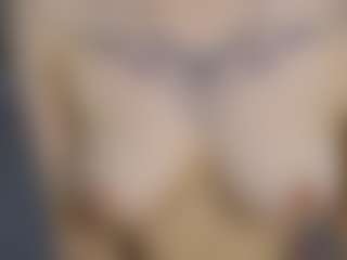 Live cam show with Aurora - Asian Anal on sexylive.show