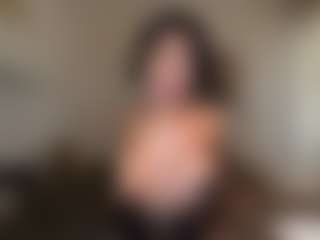 Live cam show with Hope french - BBW on Camsoda