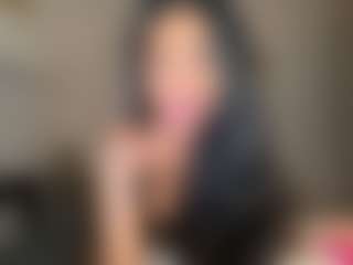 Live cam show with Hopefrench - College Curvy on eurowanks.com