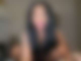 Live cam show with Hopefrench - Shaved Pussy Big Tits on Fit Hotties