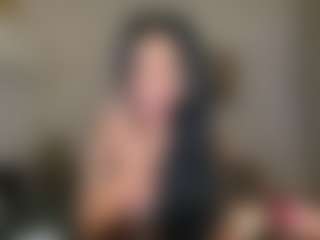 Live cam show with Hopefrench - Lush Brown Hair on CamwithHer