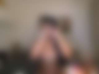 Live cam show with Hopefrench - Blowjob Brown Hair on chickslive.net