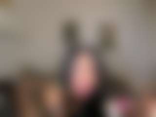 Live cam show with Hopefrench - Sub on https://playwithruby.com