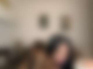 Live cam show with Hopefrench - American MILF on SinfulBabes