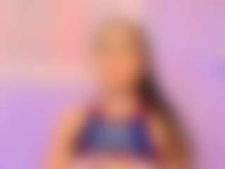 Live cam show with lizzy-kane - Nipple Piercings on Free Soda
