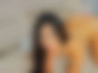 Live cam show with lizzy-kane - Thin on WildCum
