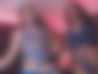 Live cam show with MistressCumcamilayisabella - Muscular on Livezox