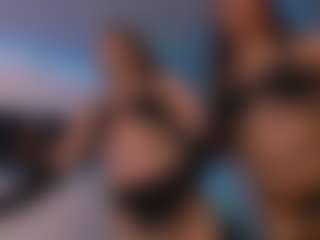 MistressCumcamilayisabella's Live Sex Cam Show