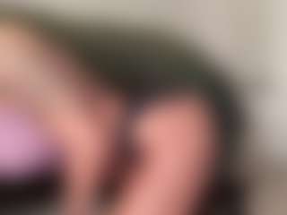 Redd_Obsession's Live Sex Cam Show