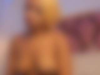 Vayoleennn's Live Sex Cam Show