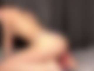 LaunaKaman's Live Sex Cam Show