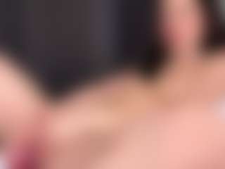 LaunaKaman's Live Sex Cam Show